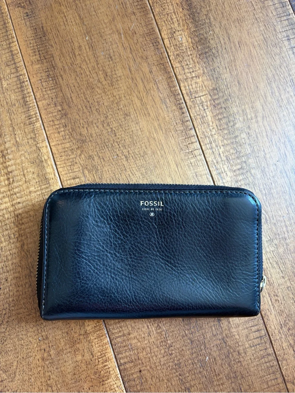 Fossil black leather